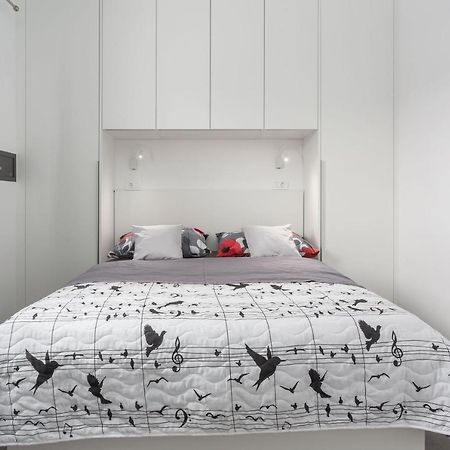 Gallery Apartment In Skrbčići Kültér fotó