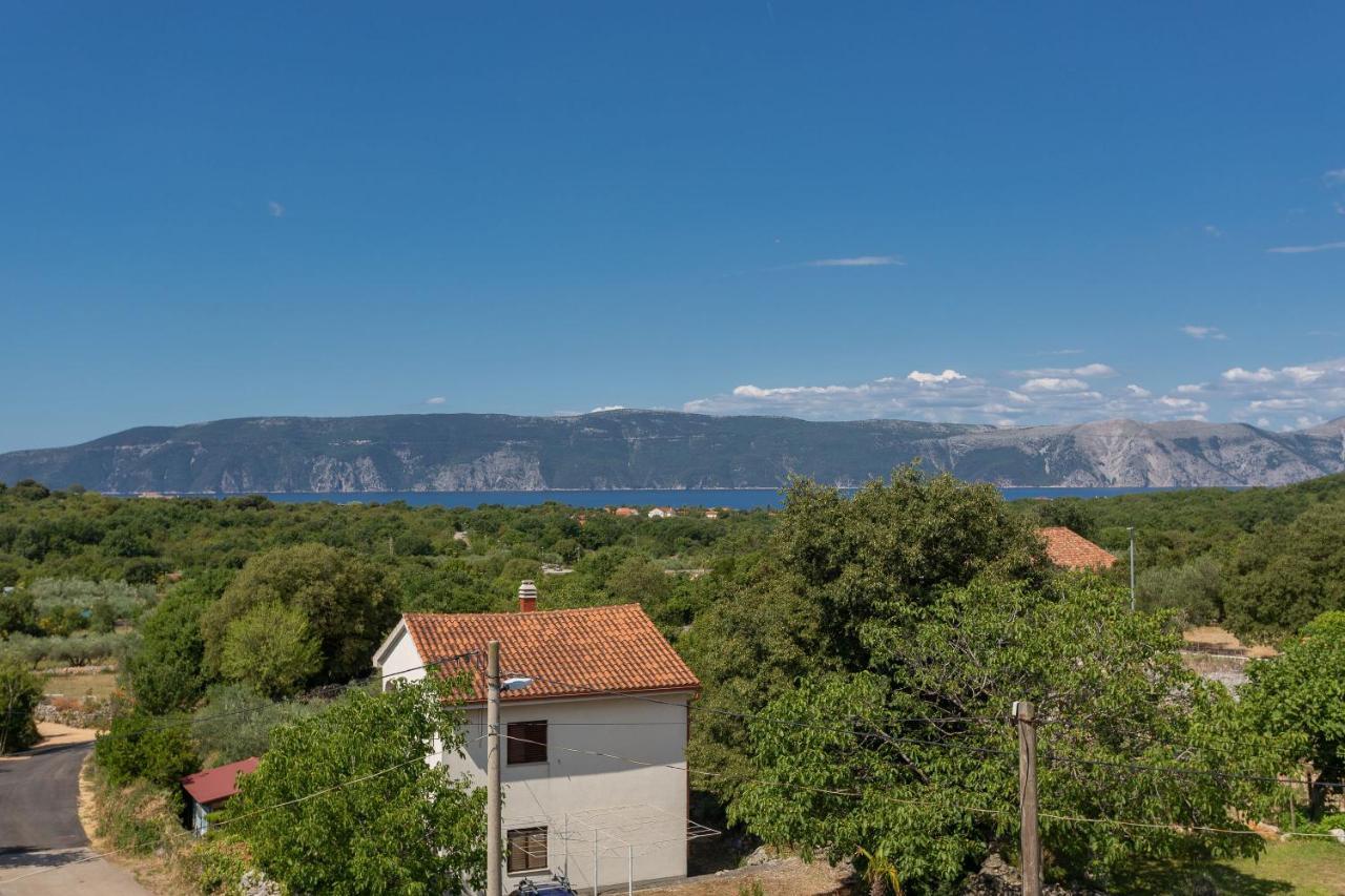 Gallery Apartment In Skrbčići Kültér fotó