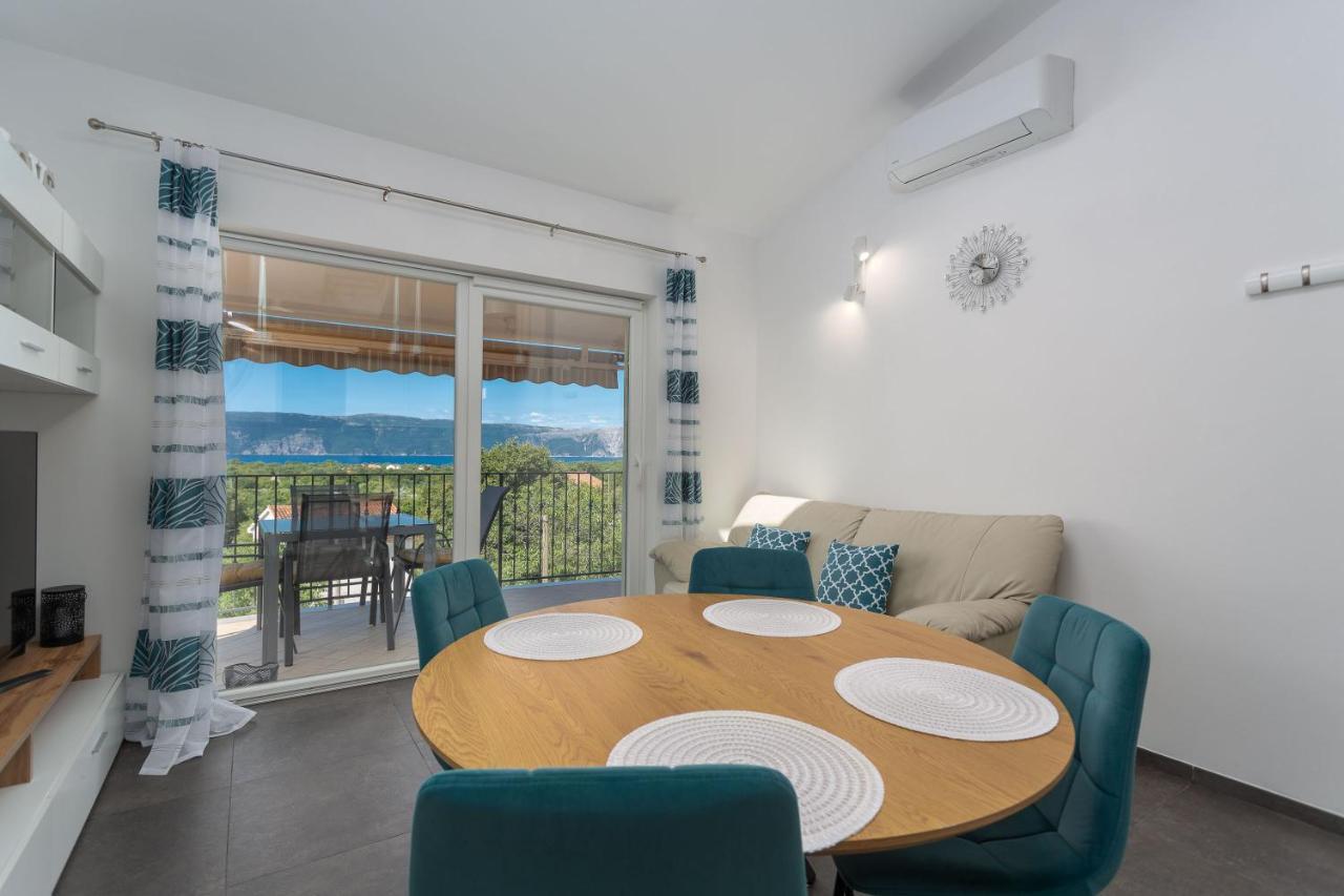 Gallery Apartment In Skrbčići Kültér fotó